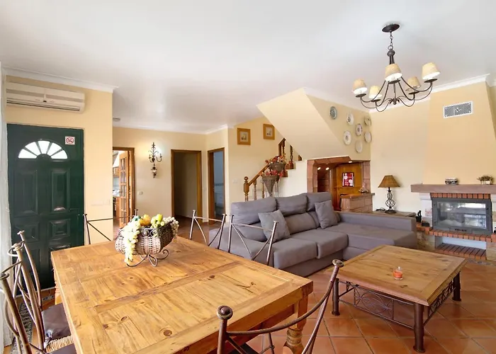 Semesterbostad Guisado *